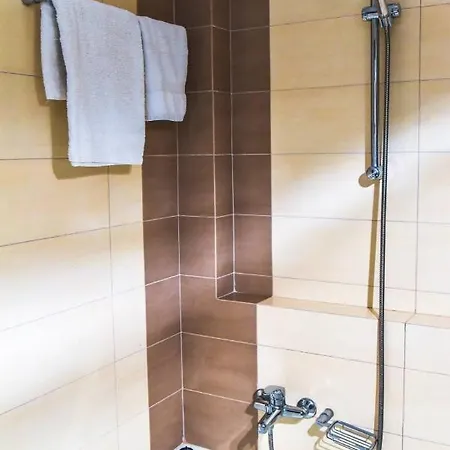 Two Bedroom In Kesariani Athén